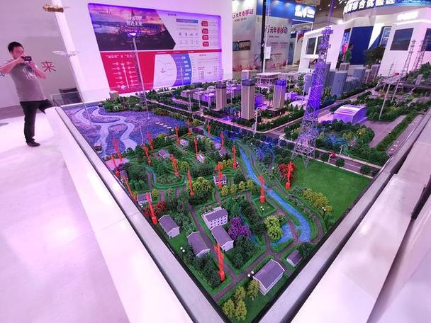 本产品采用先进技术,将地理信息系统与虚拟现实相结合,打造出集可视化